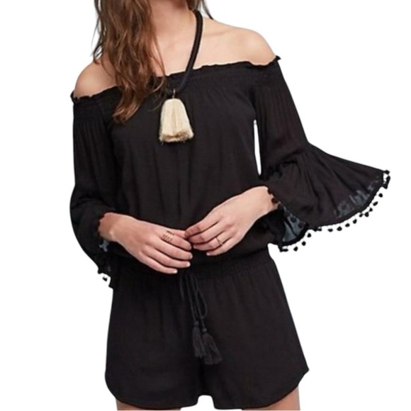 LILKA ANTHROPOLOGIE BLACK OFF SHOULDER SHORTS ROMPER WITH POM
POMS WOMENS XS - Picture 1 of 9